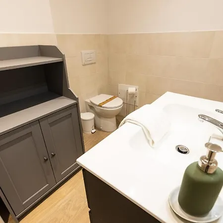 Apartamento Petit In Brignole De Ferrari By Wonderful Italy *